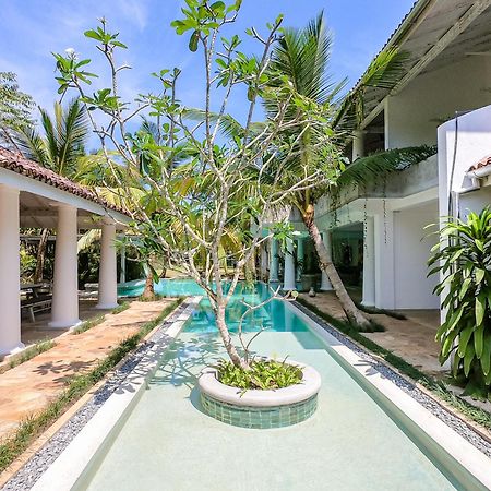 Good Story At Nirbana Island Bed & Breakfast Ahangama Exterior foto