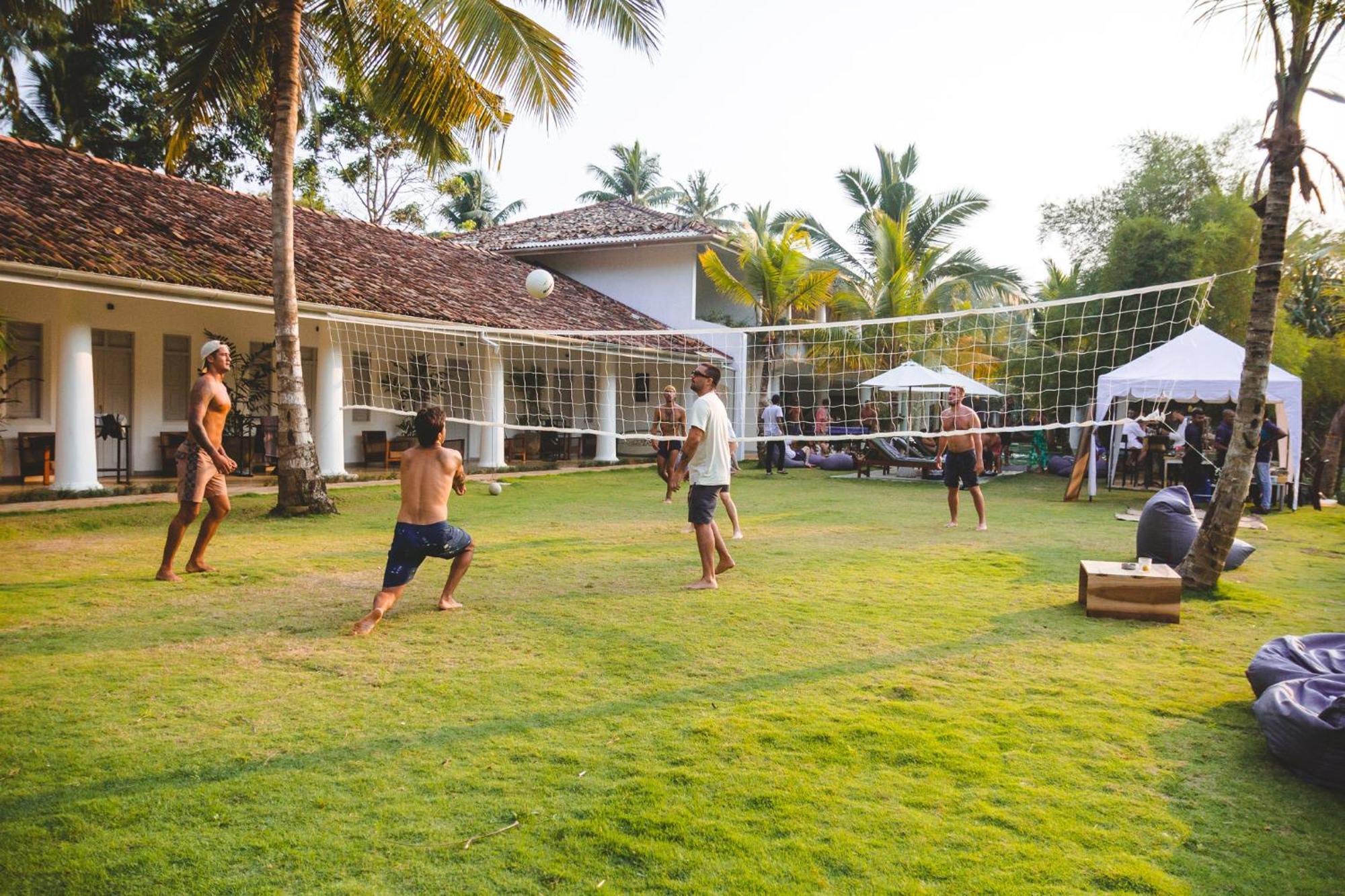 Good Story At Nirbana Island Bed & Breakfast Ahangama Exterior foto