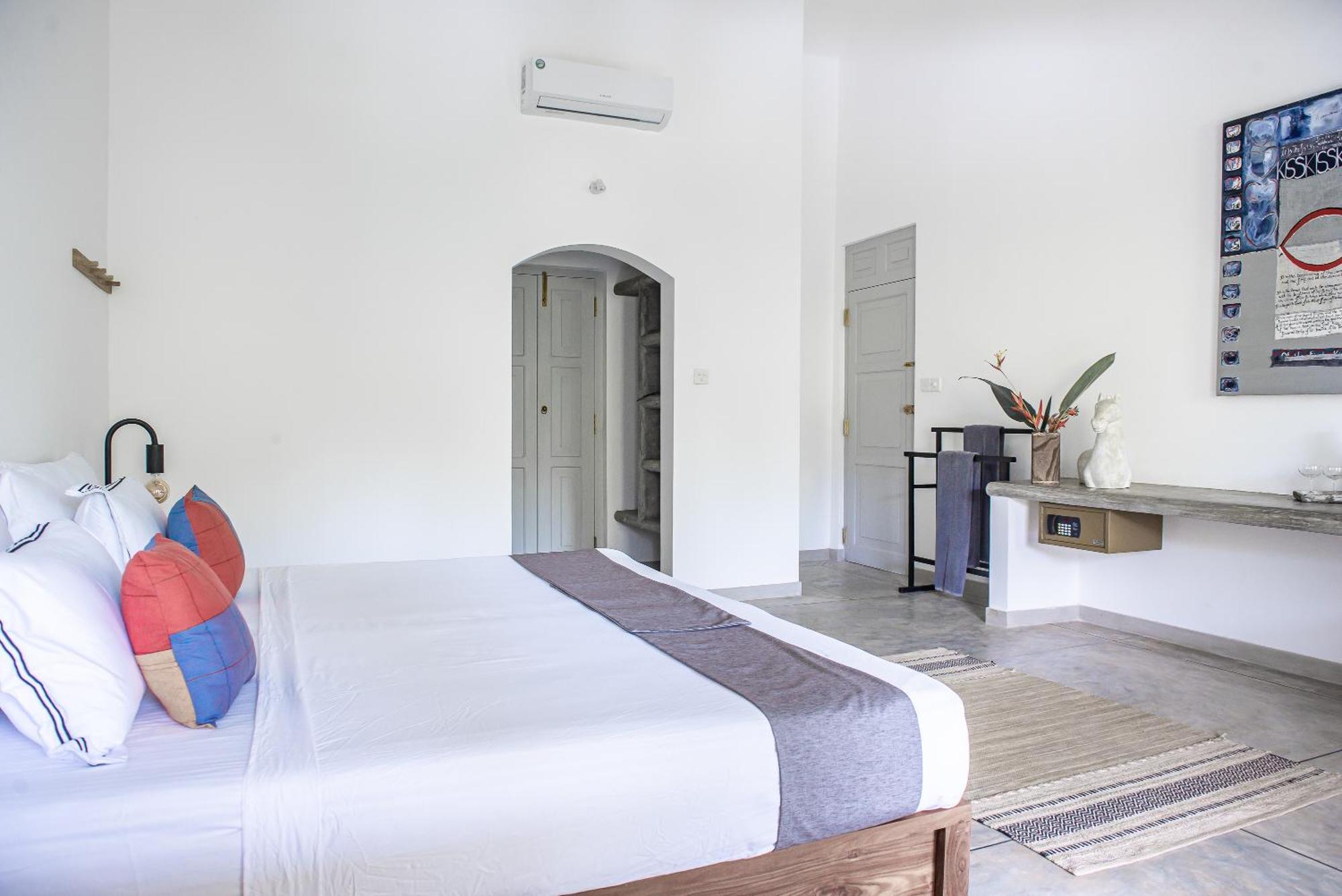 Good Story At Nirbana Island Bed & Breakfast Ahangama Exterior foto