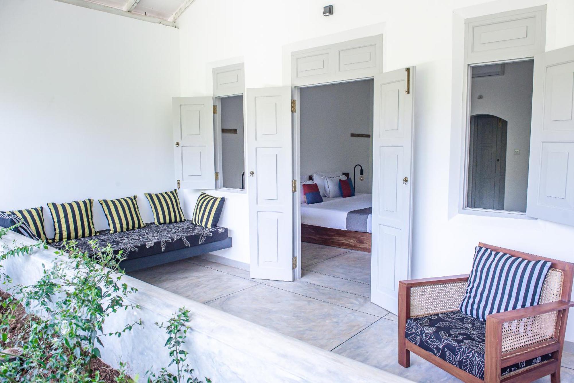 Good Story At Nirbana Island Bed & Breakfast Ahangama Exterior foto