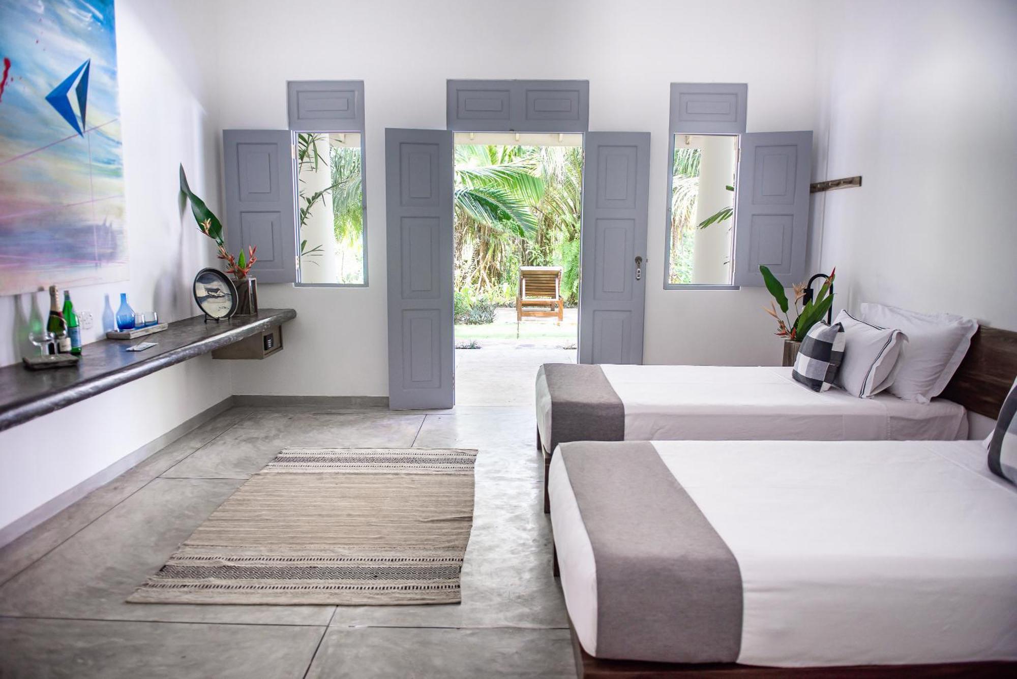 Good Story At Nirbana Island Bed & Breakfast Ahangama Exterior foto